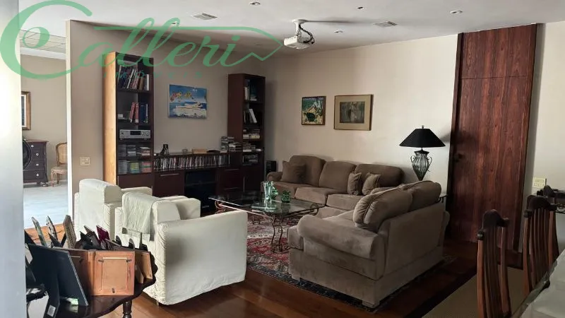 Duplex penthouse with 4 bedrooms and 4 bathrooms — photo 18