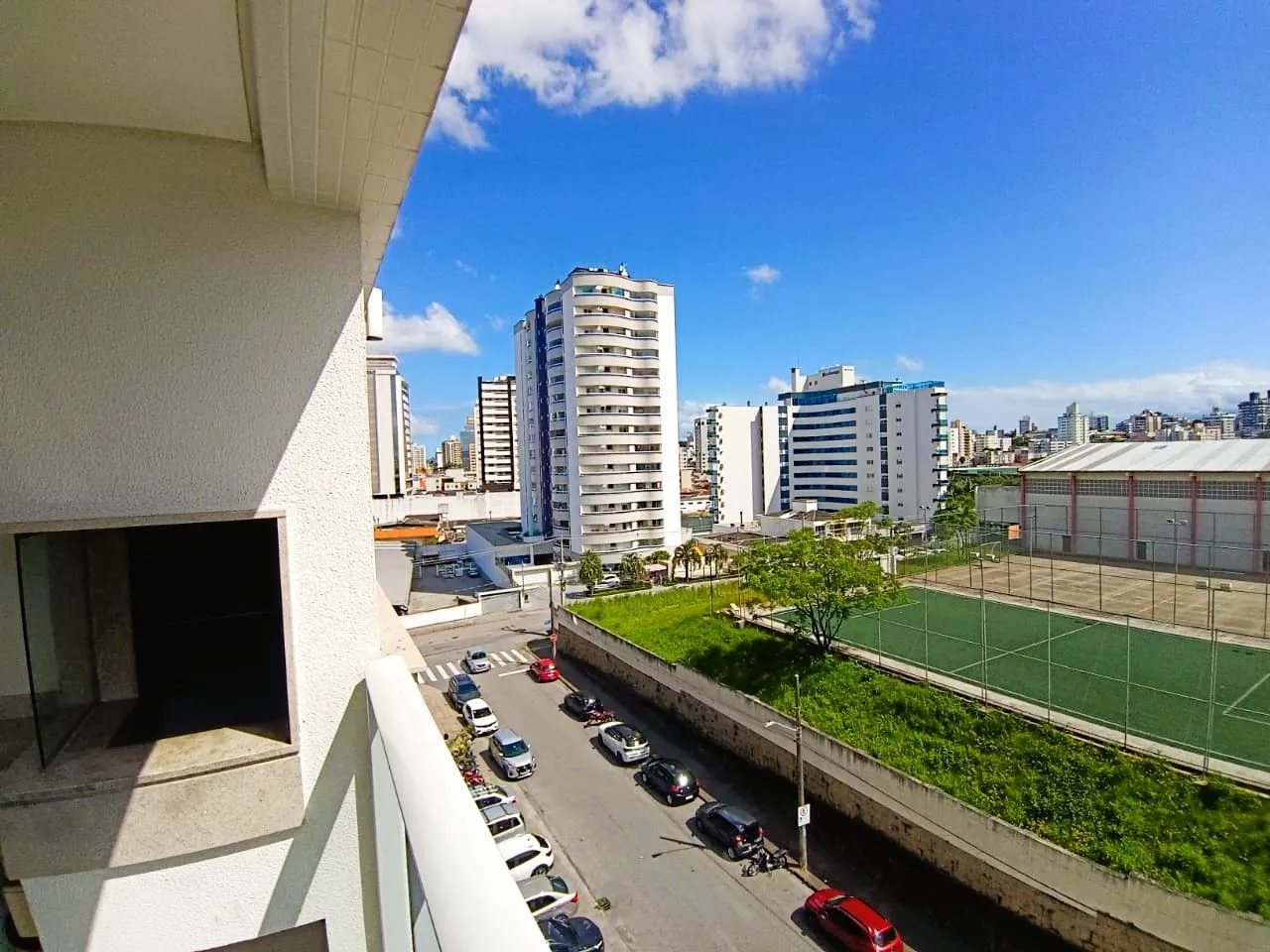 Furnished 96 m² apartment with private BBQ — photo 52