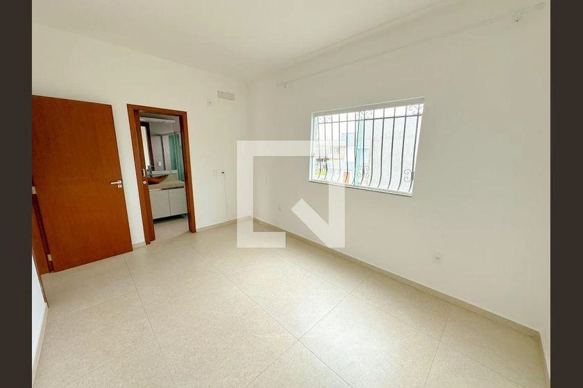 4-bedroom house, 3 with their own bathrooms, 194 m² — photo 5
