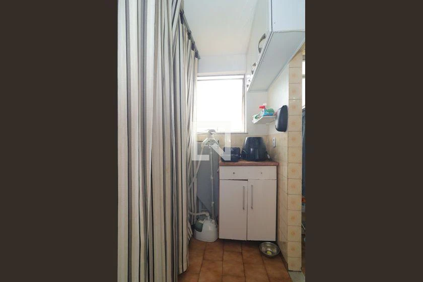 Apartamento de 3 dormitorios, 80 m² y balcón — photo 38