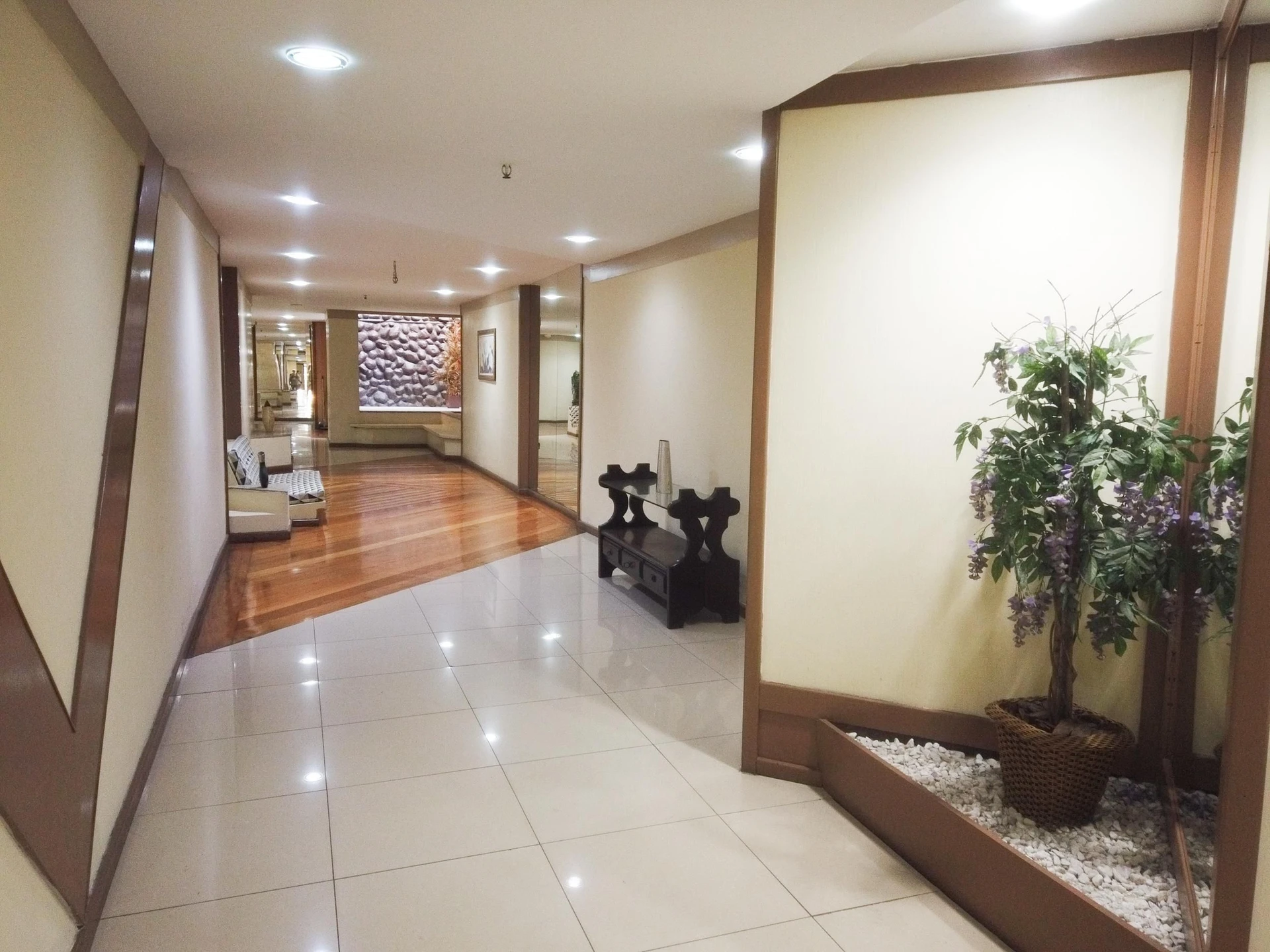 Furnished apartment, 65 m², with a washing machine — photo 12