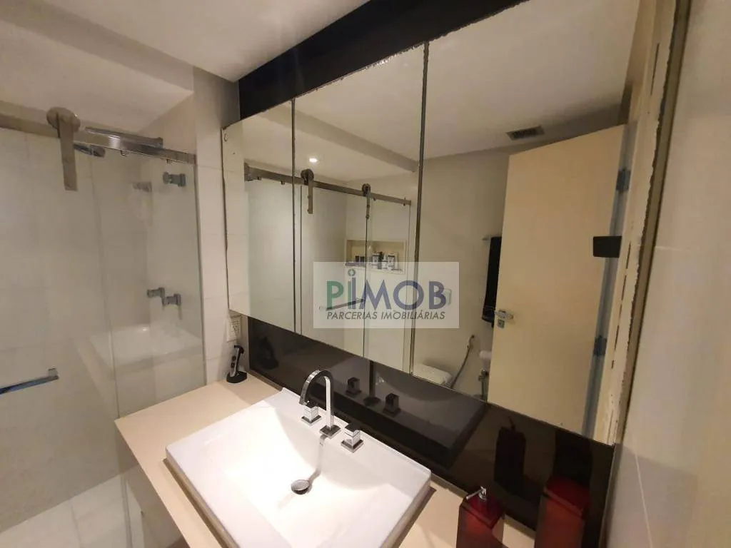 Furnished 260 m² apartment on the 23rd floor with 3 spots — photo 89