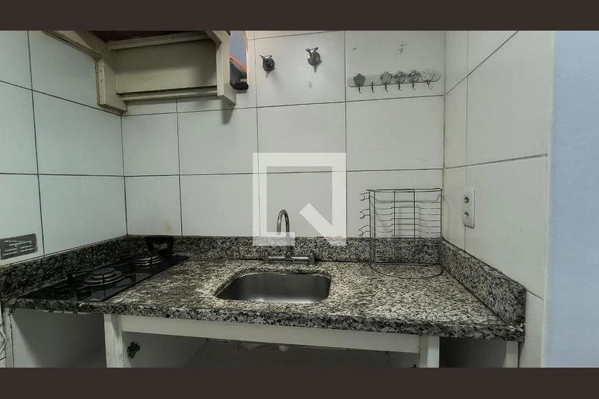 83 m² apartment with 1 en-suite and a balcony — photo 31