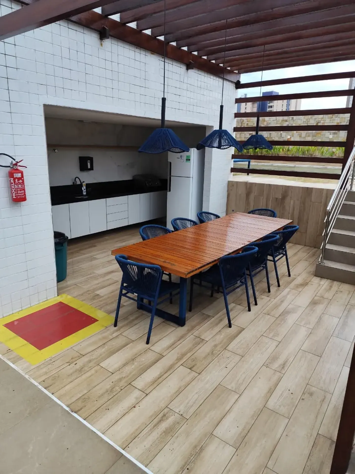 3-bedroom apartment with 1 en-suite and private BBQ