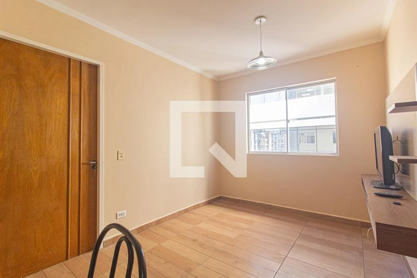 1-bedroom apartment with an open-plan kitchen — photo 10