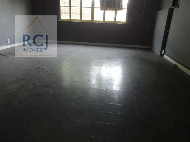 198 m² unfurnished house with 2 bedrooms and renovations — photo 14