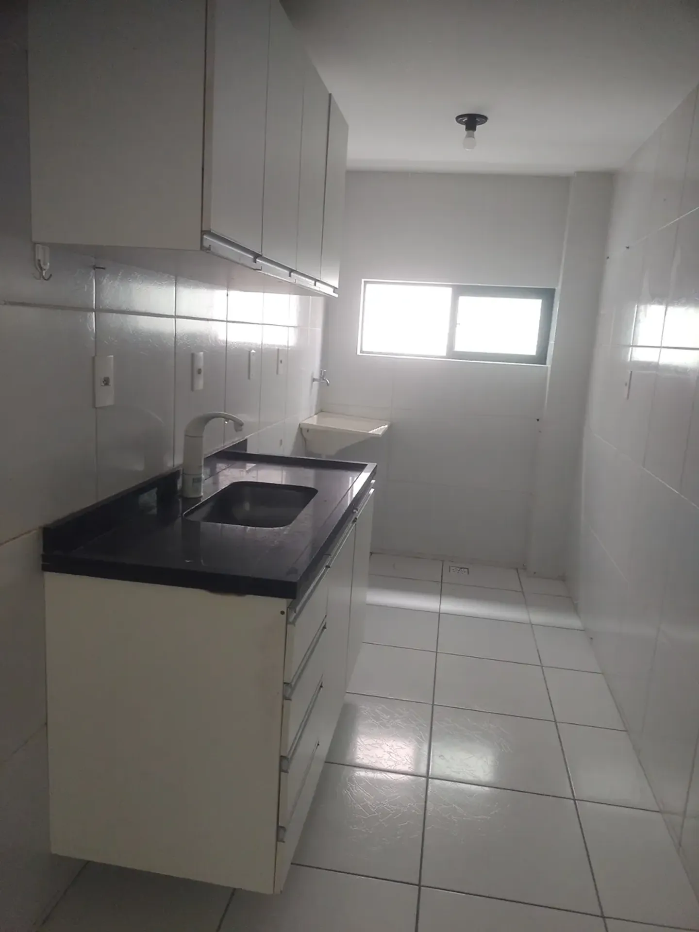 Квартира: 2 спальни, 1 со своей ванной, 61 м², Жуан-Песоа