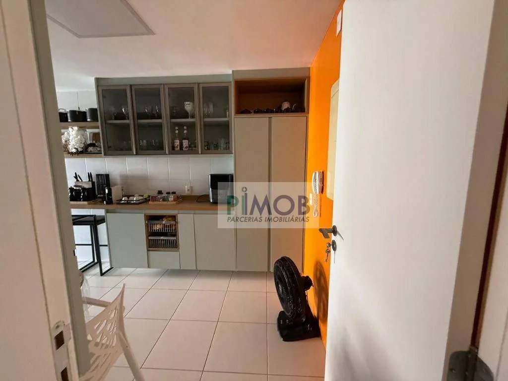 227 m² apartment with 5 bedrooms and 5 bathrooms — photo 22