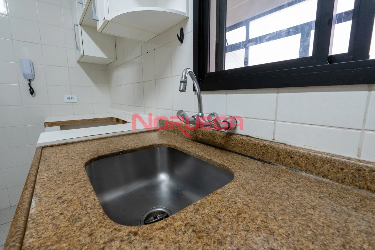2-bedroom apartment with a built-in balcony grill — photo 6