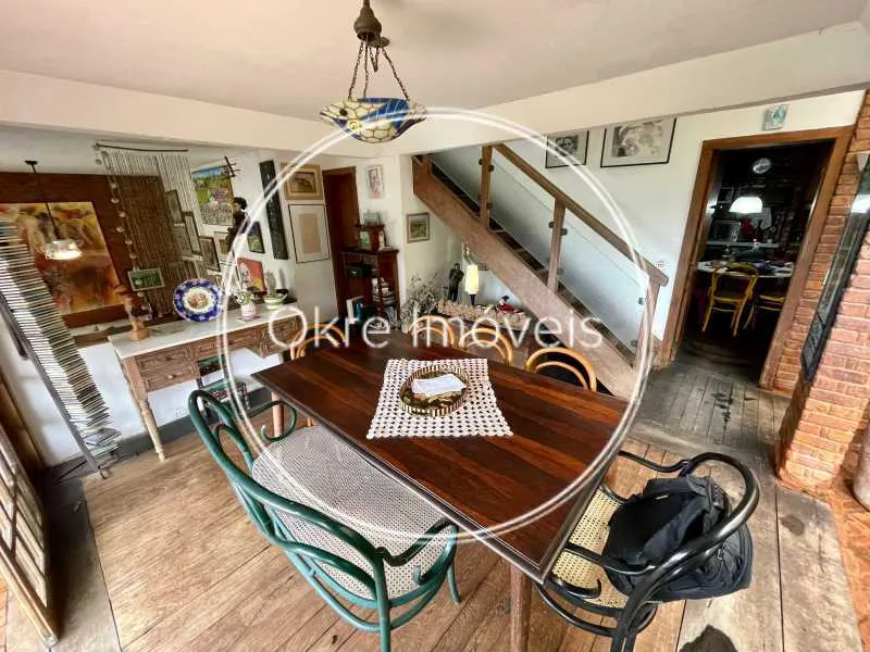 House in a gated community with 4 bedrooms and 5 baths — photo 7