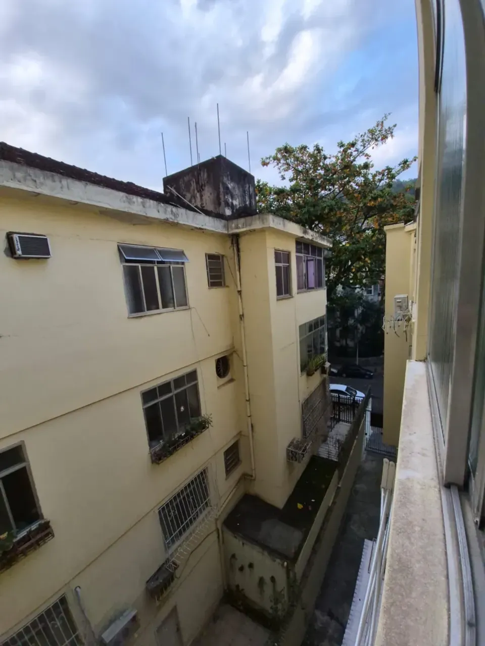 Apartamento de 1 quarto com vaga e armários — photo 3