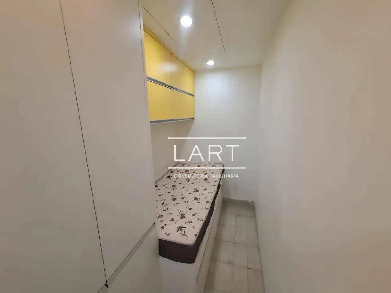 Furnished apartment with 2 bedrooms and 203 m² — photo 23