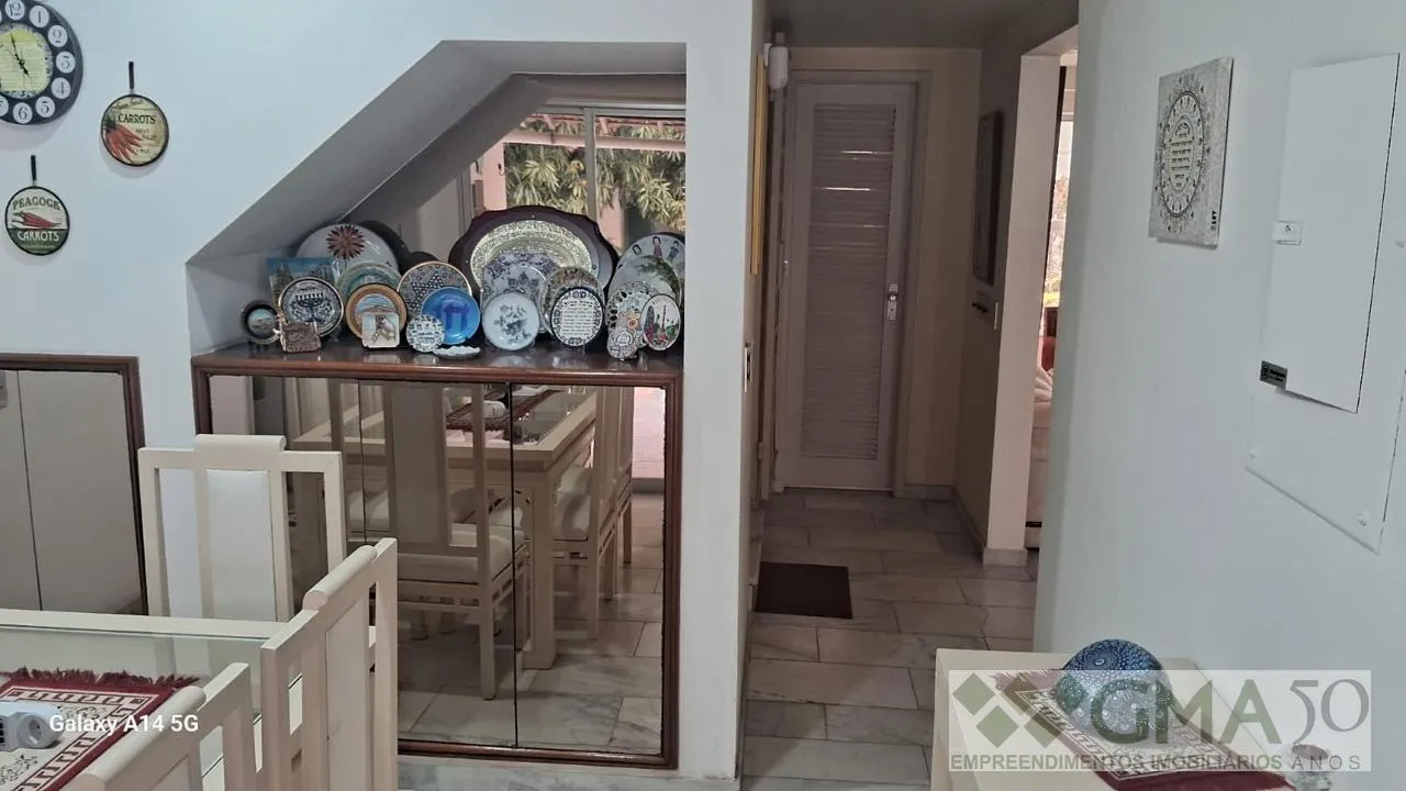House with 5 bedrooms and 4 bathrooms plus 5 parking — photo 11