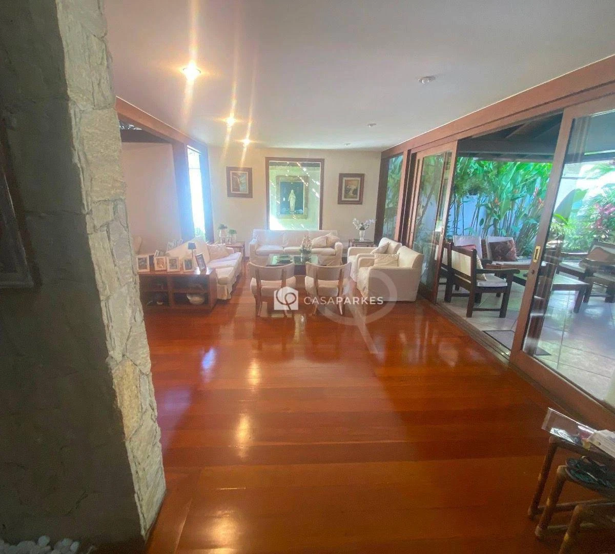 Casa com 5 quartos e 5 banheiros, 570 m², cozinha a gás — photo 24
