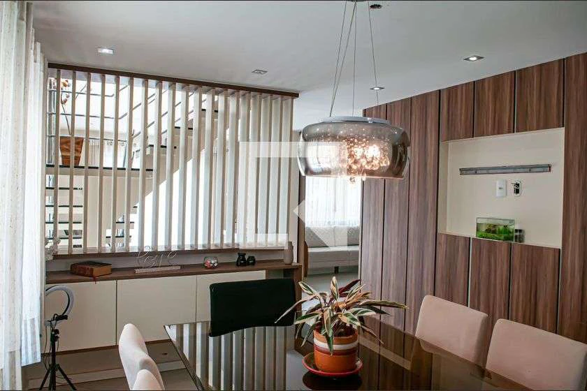 House for rent 480 m² with 4 bedrooms and 6 parking — photo 8
