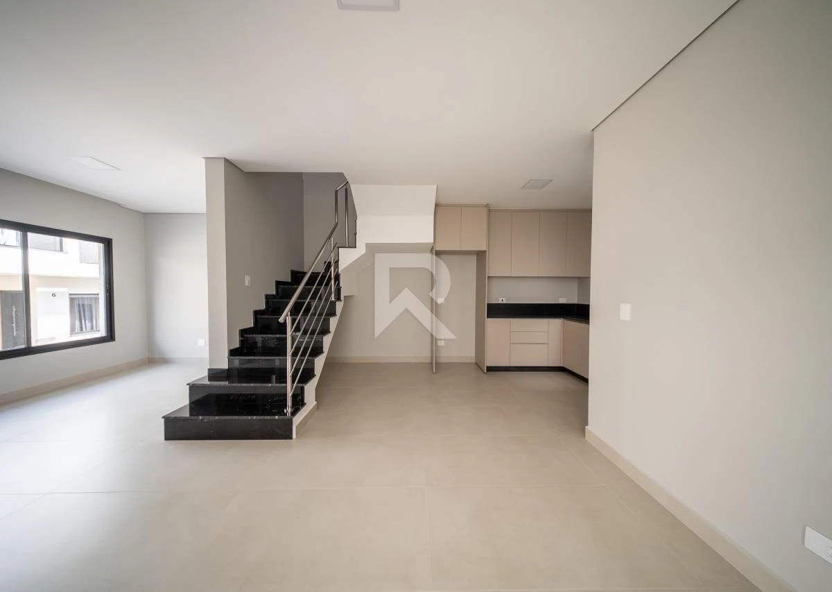 Floor-to-ceiling windows in a 3-bedroom house, 97 m² — photo 13