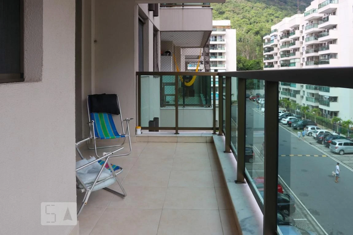 Furnished 2-bedroom apartment with 2 bathrooms and parking — photo 14