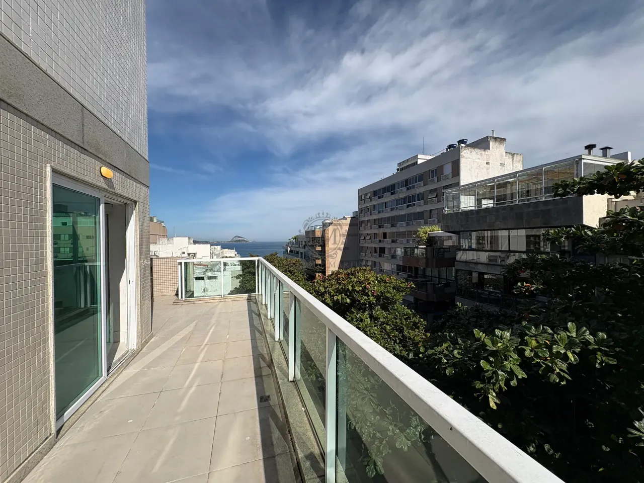 Triplex penthouse with 3 bedrooms and water view — photo 14