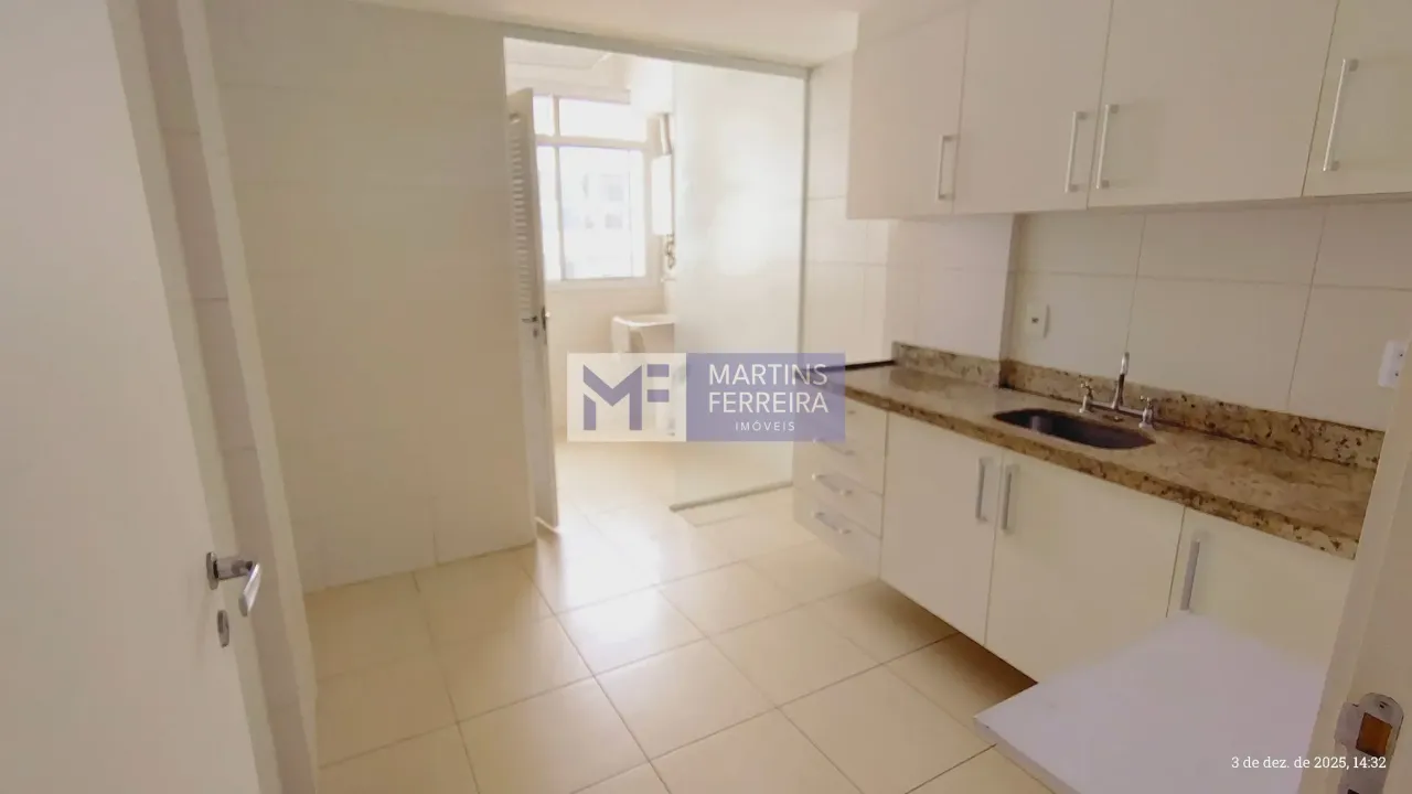 Apartment with 3 bedrooms, 2 baths and a balcony — photo 8