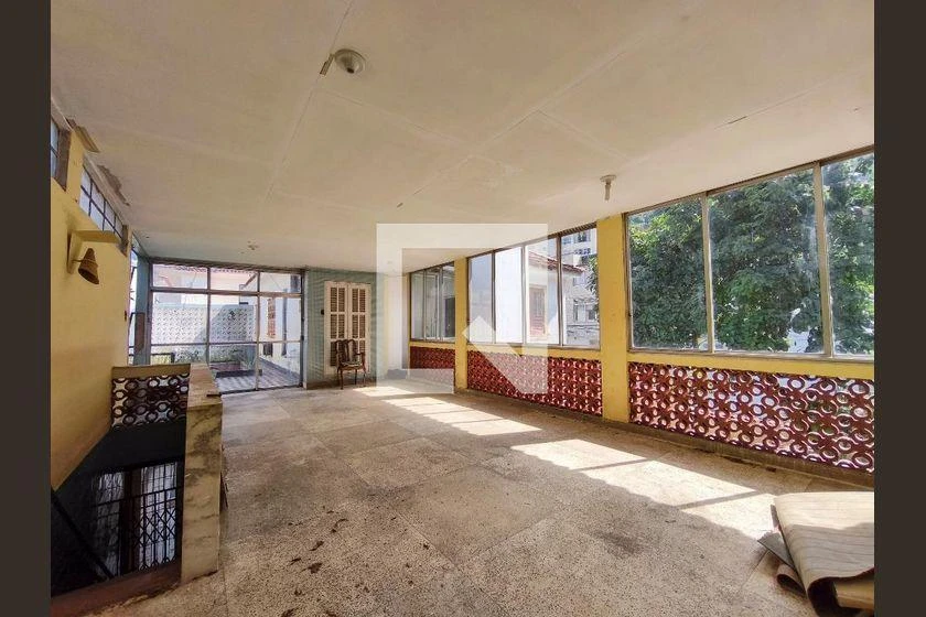 500 m² rental house with 4 bedrooms and 2 bathrooms — photo 26
