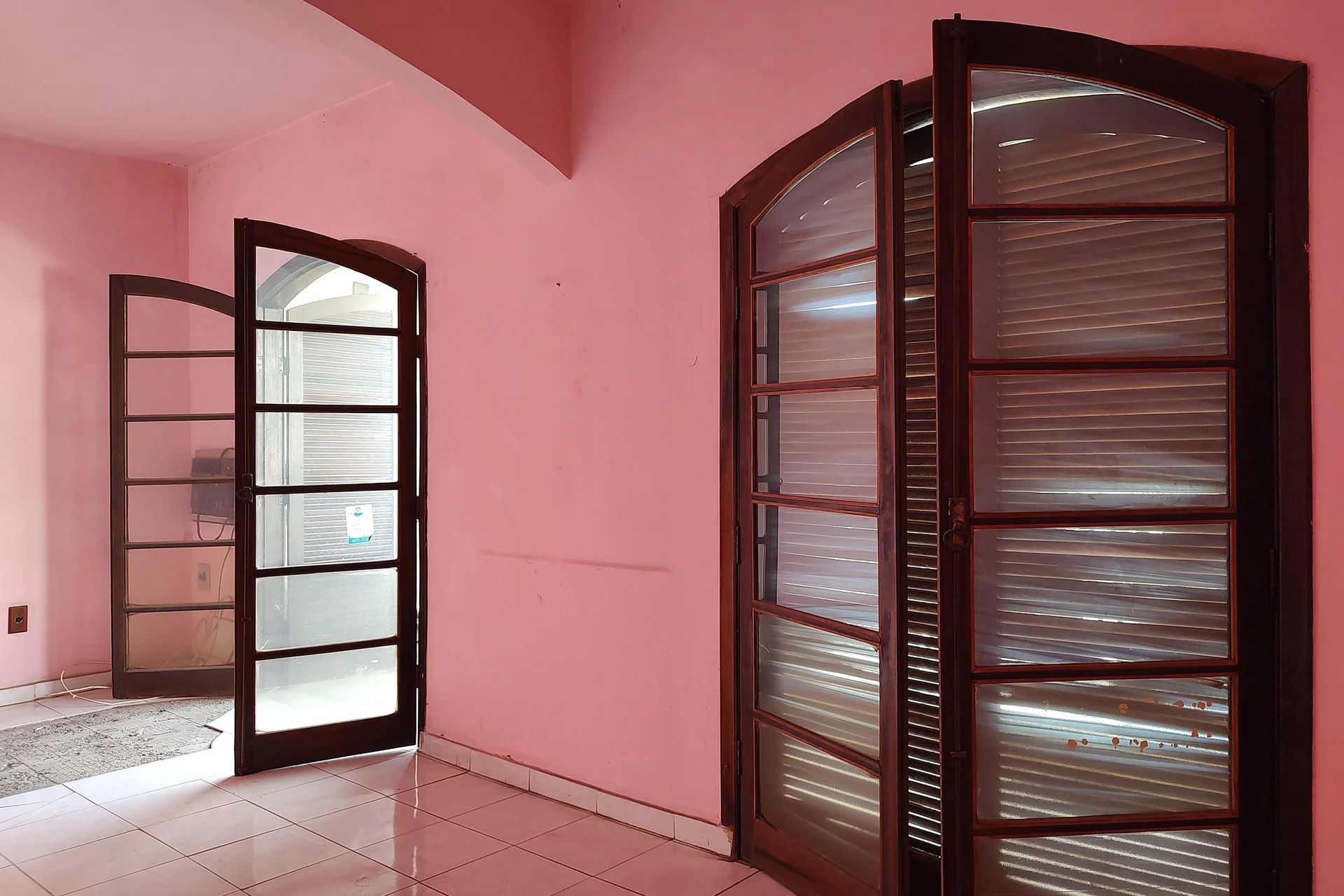 Unfurnished house with 4 bedrooms and private garden — photo 44