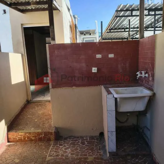 Apartamento sem mobília com 2 quartos e varanda — photo 22