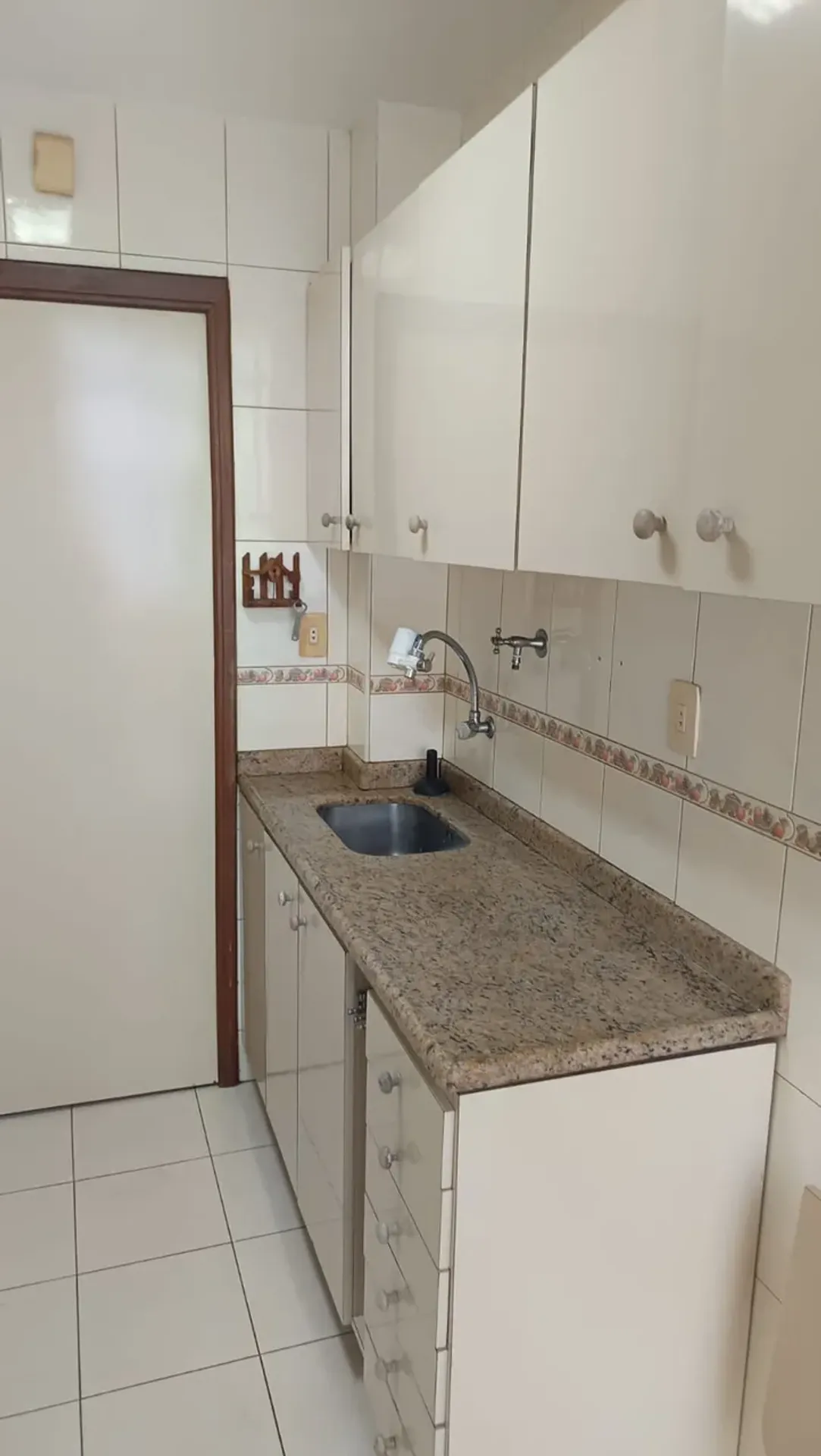 Apartamento de 2 quartos sem vaga no 10º andar