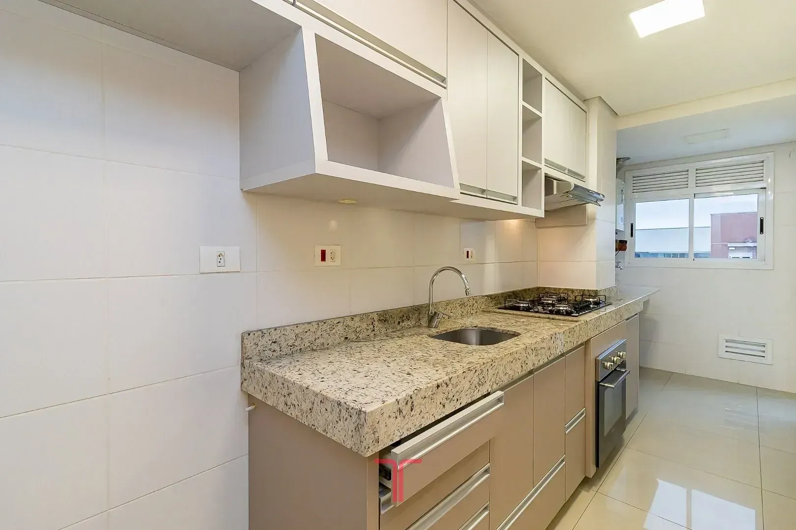 Departamento de 1 dormitorio en edificio con piscina — photo 2