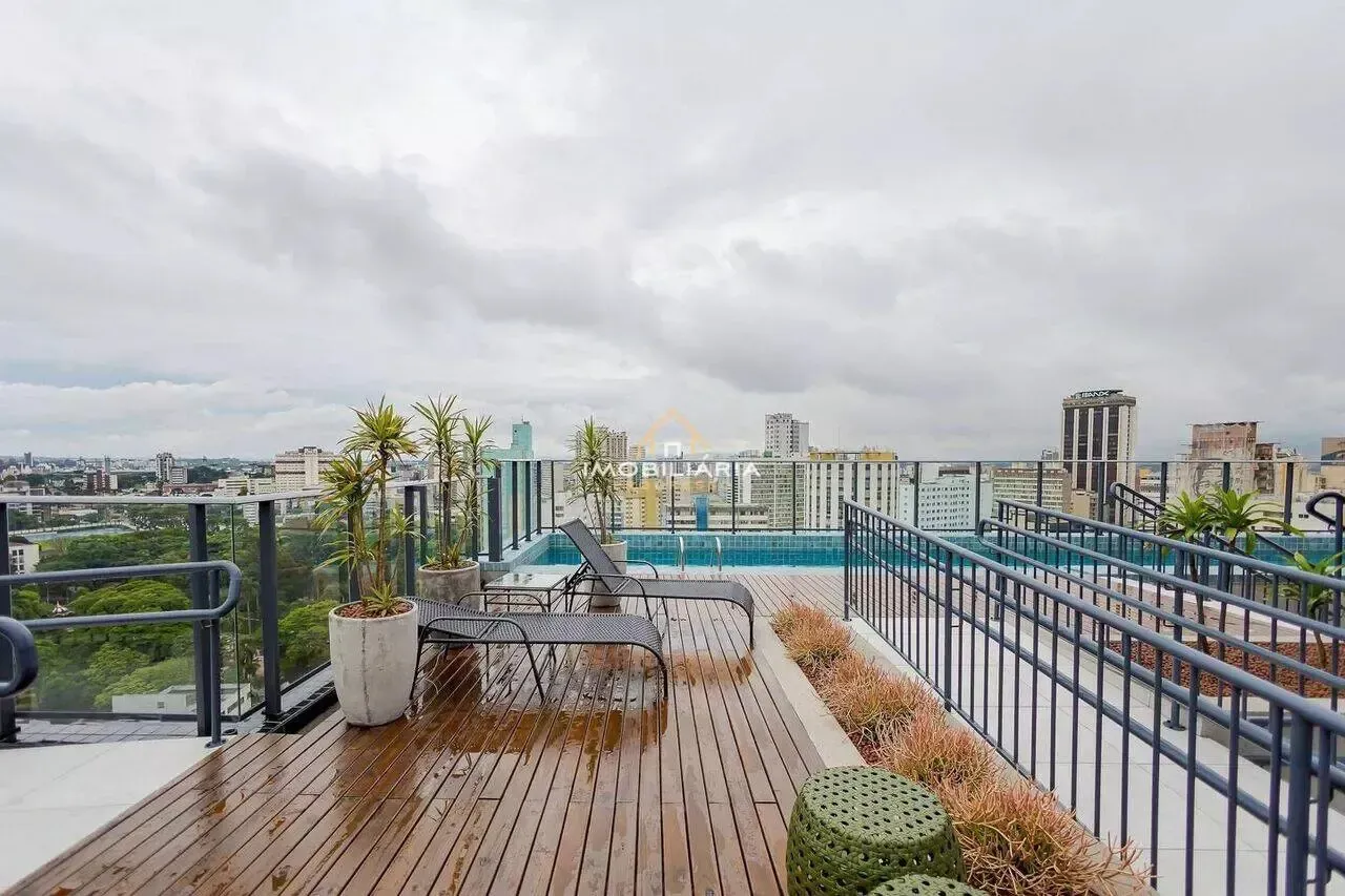 One-bedroom apartment in a building with a coworking space — photo 7