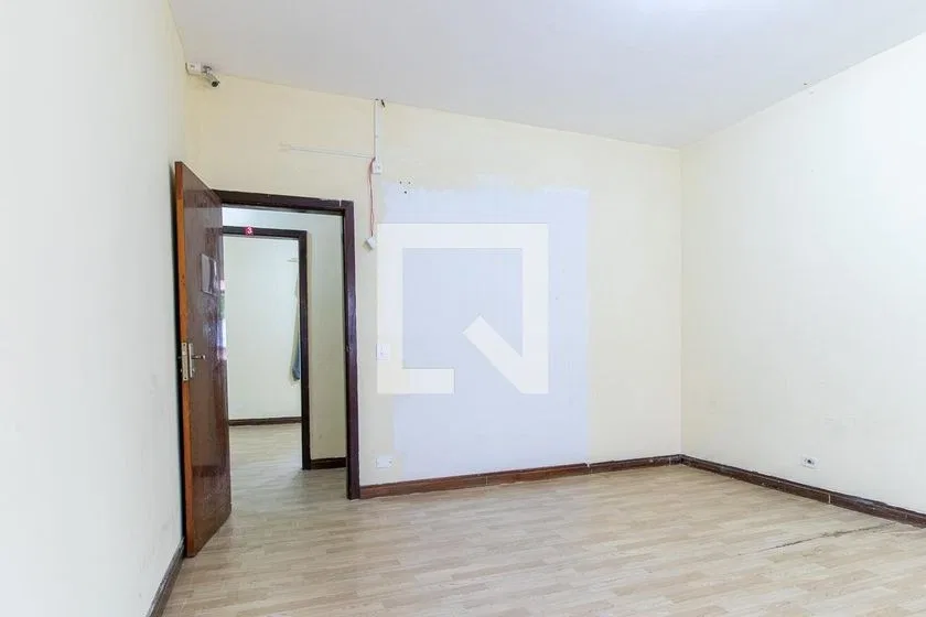 Casa sem mobília de 700 m² com 7 quartos e 6 banheiros — photo 19
