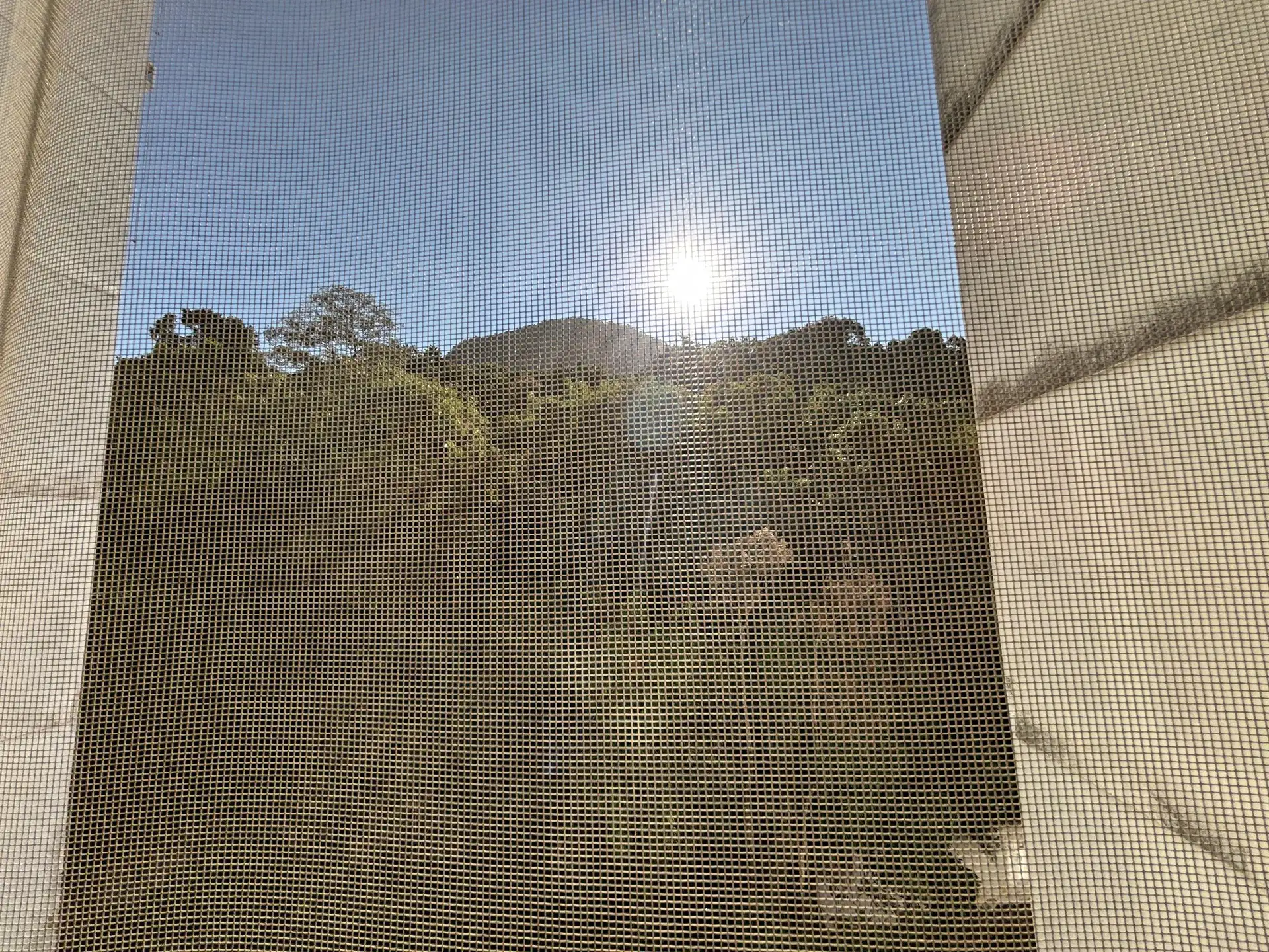 Furnished 2-bedroom apartment with separate kitchen