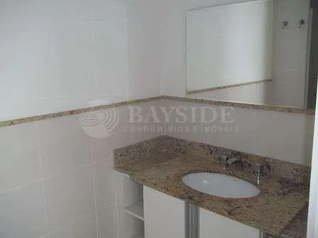 4-bedroom apartment with a mountain view in Rio de Janeiro — photo 20