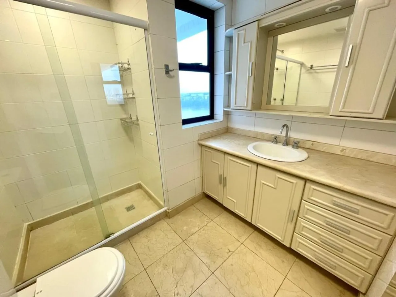 Apartamento com 2 dormitórios e 3 banheiros — photo 18