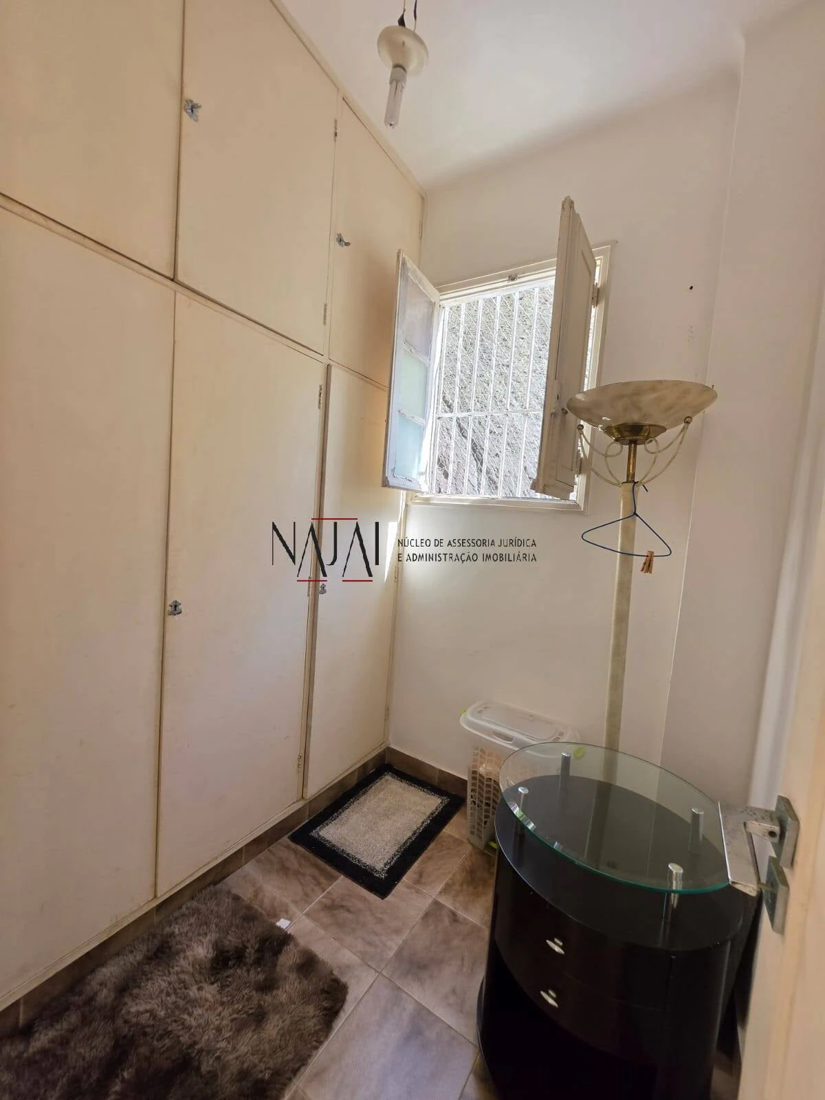 Furnished 3-bedroom apartment with 130 m² — photo 27