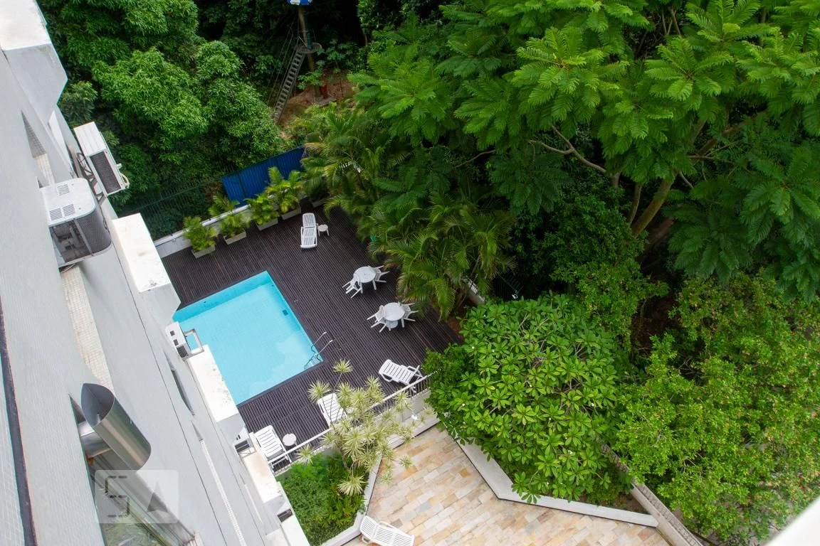 Apartamento mobiliado de 1 quarto em condomínio com piscina — photo 26