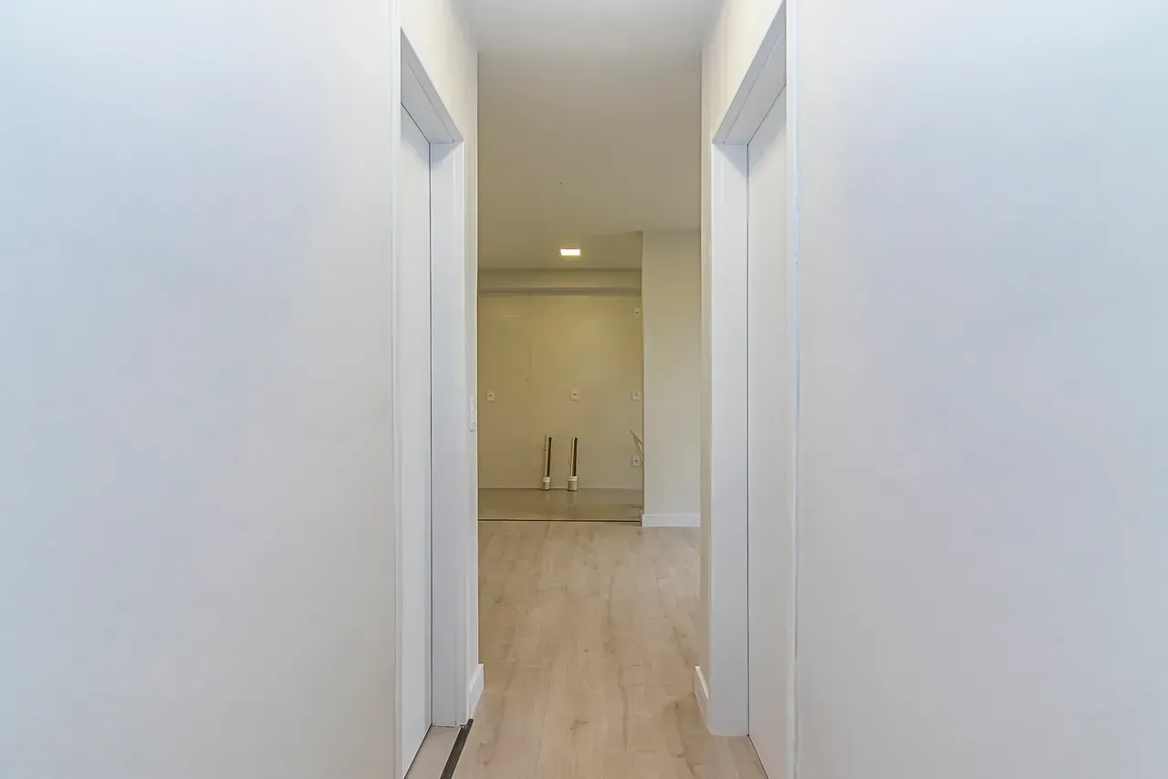 Park view in a 2-bedroom apartment, 52 m² — photo 19