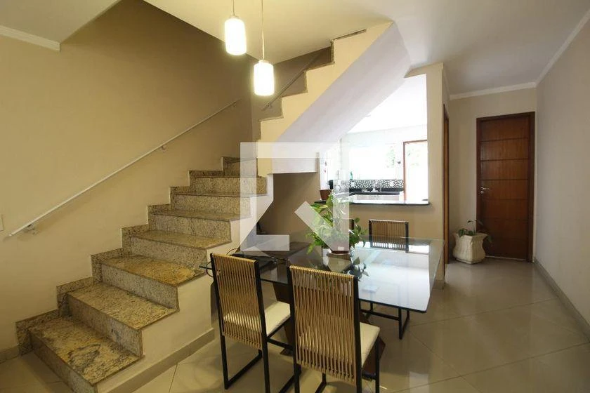 200 m² apartment with 3 en-suite bedrooms and balcony — photo 11