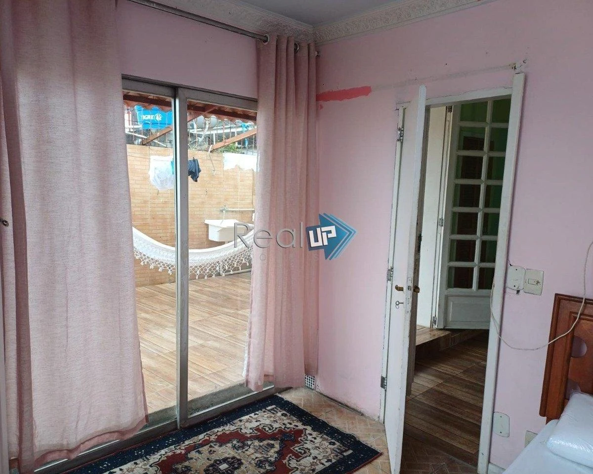 Furnished duplex penthouse with 3 bedrooms and 3 bathrooms — photo 45