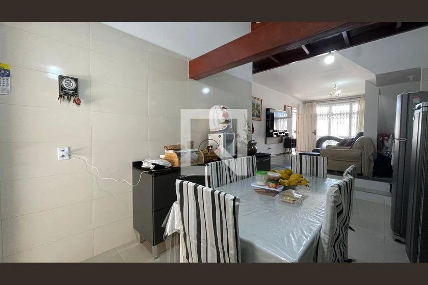 4-bedroom house with a washing machine in Florianópolis — photo 15