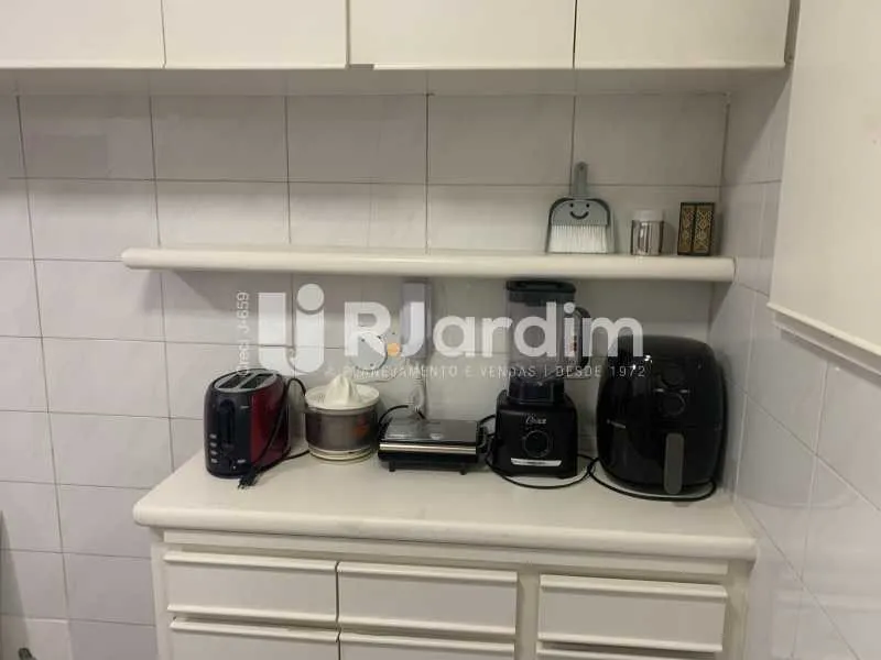 Furnished 4-bedroom apartment with 4 baths, 133 m² — photo 22