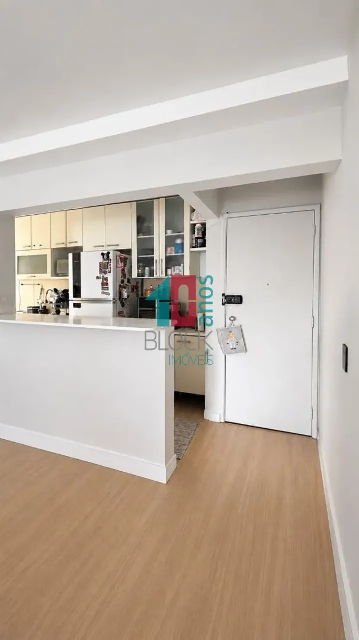 Furnished 3-bedroom apartment with parking and balcony — photo 2