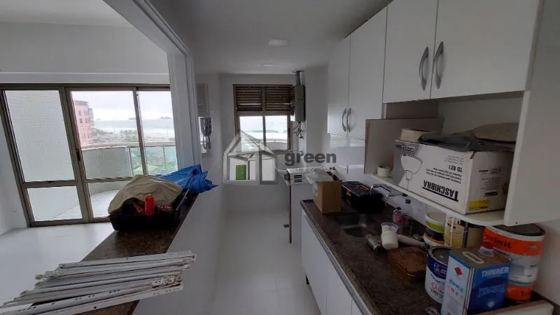 Unfurnished 1-bedroom apartment with enclosed balcony — photo 6