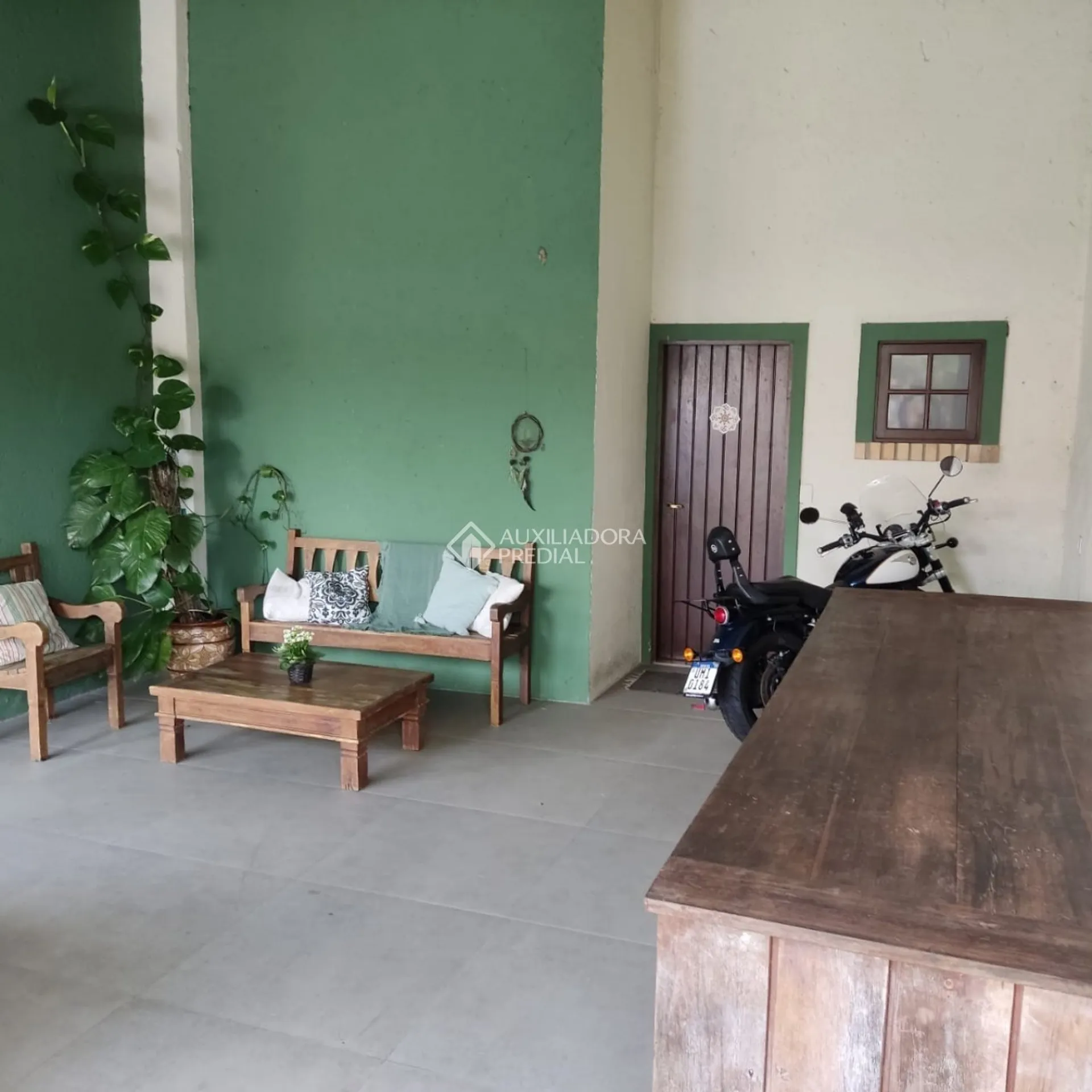 Furnished house, 295 m², with a fireplace — photo 28