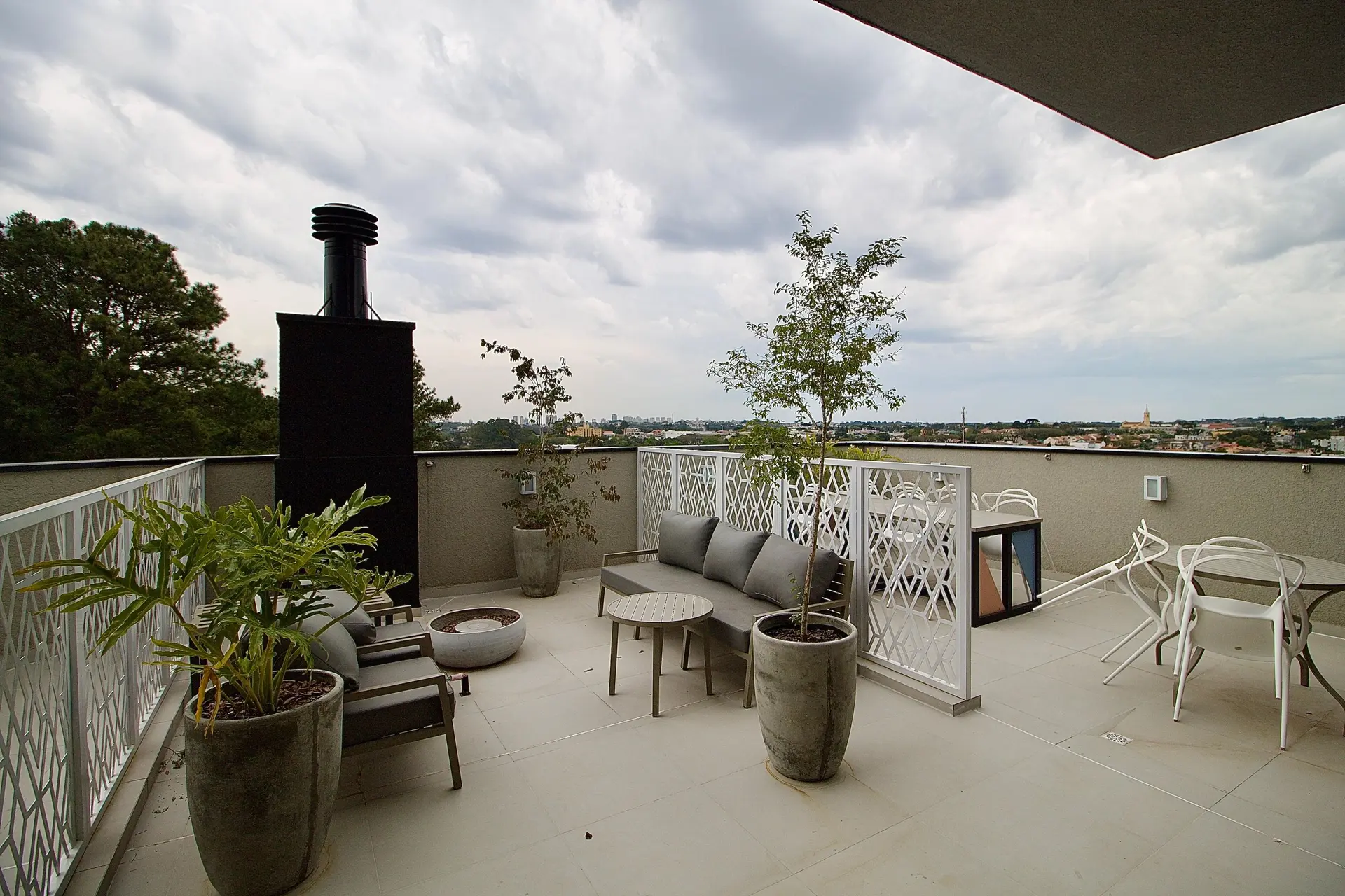3-bedroom apartment with a dishwasher in Curitiba — photo 14