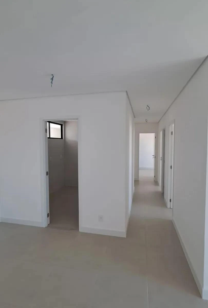 3-bedroom apartment with floor-to-ceiling windows — photo 24