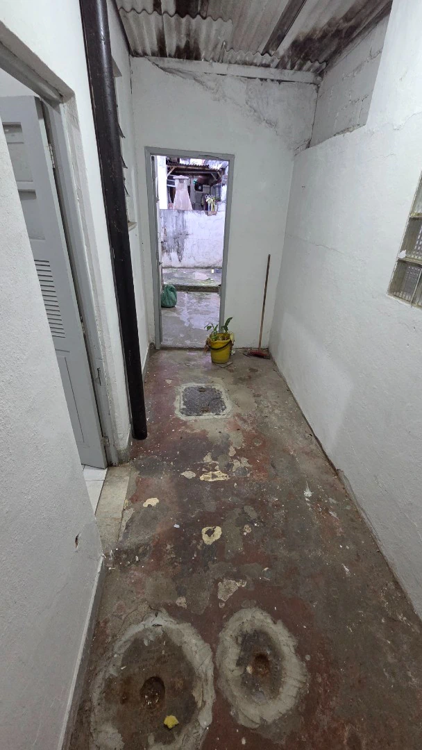 Casa, 51 m², com jardim — photo 14