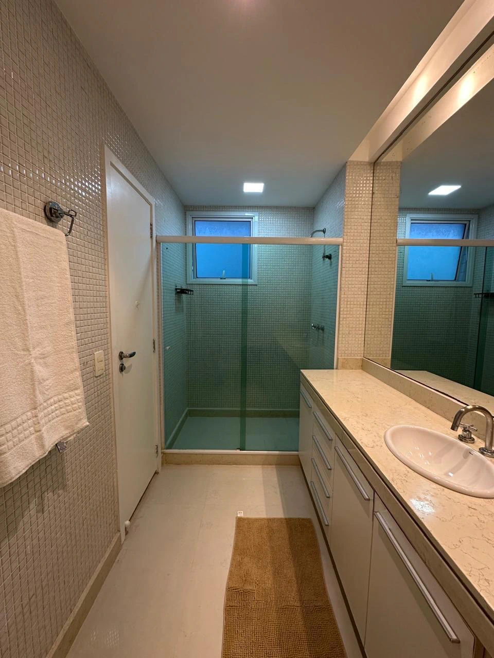 Apartamento mobiliado reformado com 4 suítes e 392 m² — photo 15