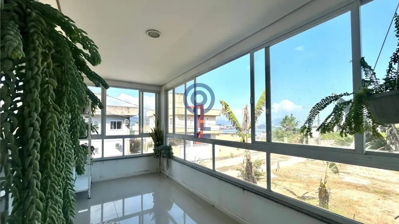 Furnished house with 5 bedrooms and 4 parking spots — photo 15
