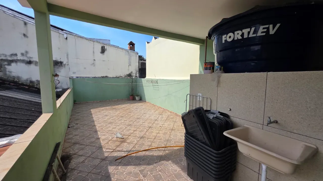 Casa com 3 quartos e 2 banheiros, com garagem para 2 carros — photo 41