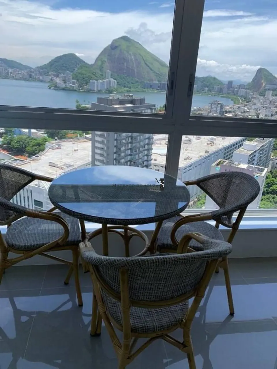 Apartamento de 1 dormitório com 50 m² e cozinha americana — photo 12